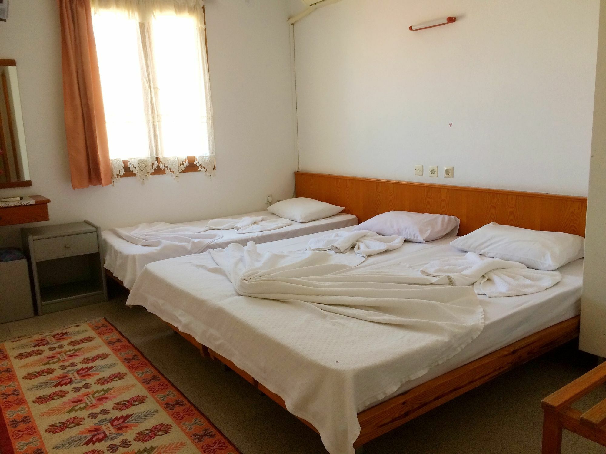 Parmis Rooms Cesme Exterior photo